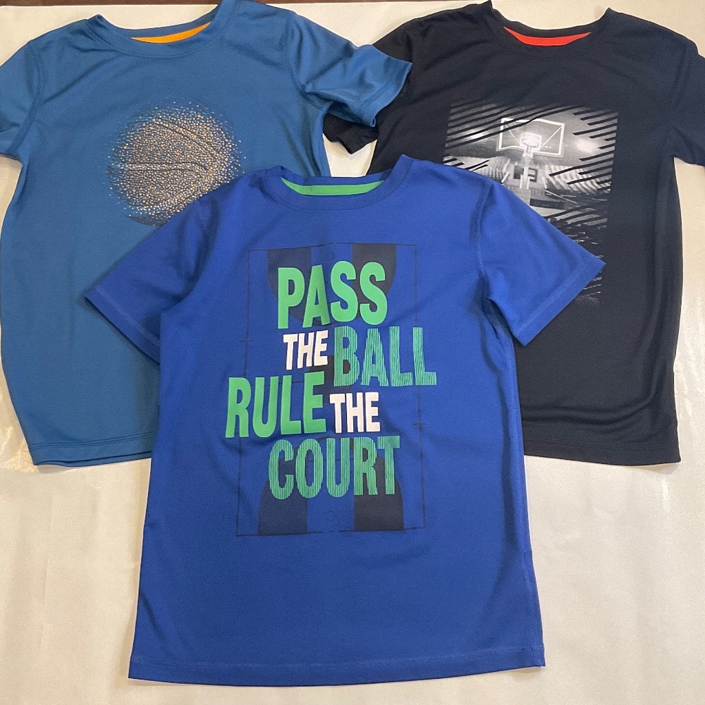 Bundle of 3 All in Motion Basketball Themed T-shirts Size Small
